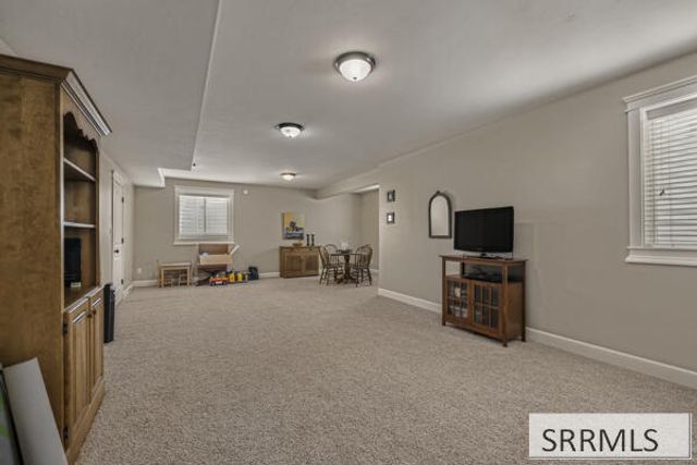 1798 Sunny Pine Way, Idaho Falls, ID 83404