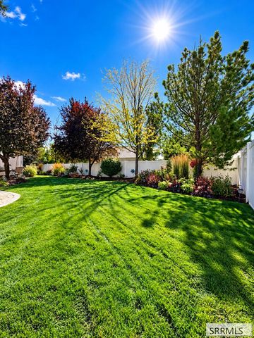 1798 Sunny Pine Way, Idaho Falls, ID 83404