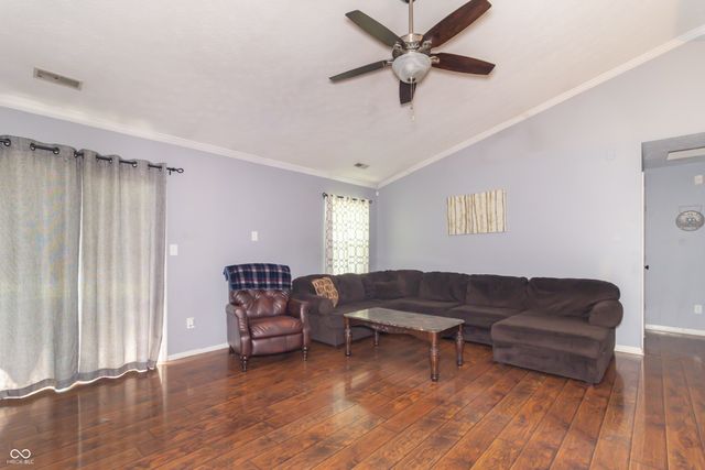 101 Canterbury Road, Pendleton, IN 46064