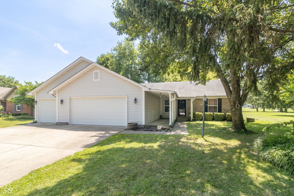 101 Canterbury Road, Pendleton, IN 46064