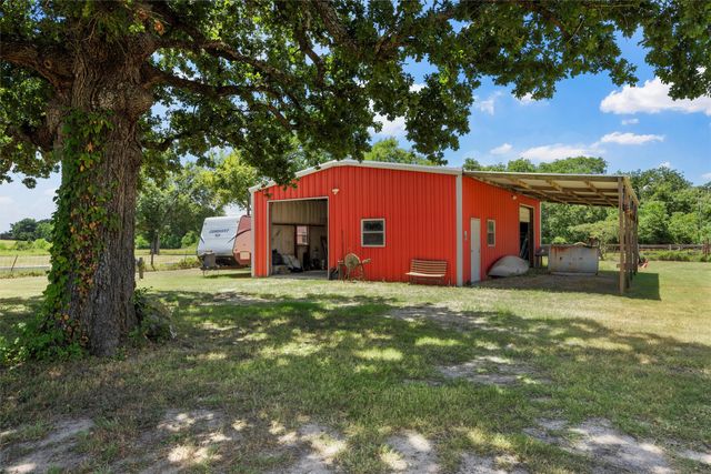 556 Lcr 516, Mexia, TX 76667