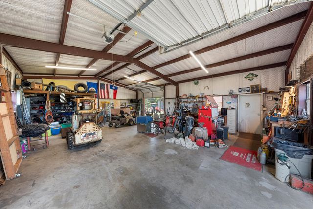 556 Lcr 516, Mexia, TX 76667