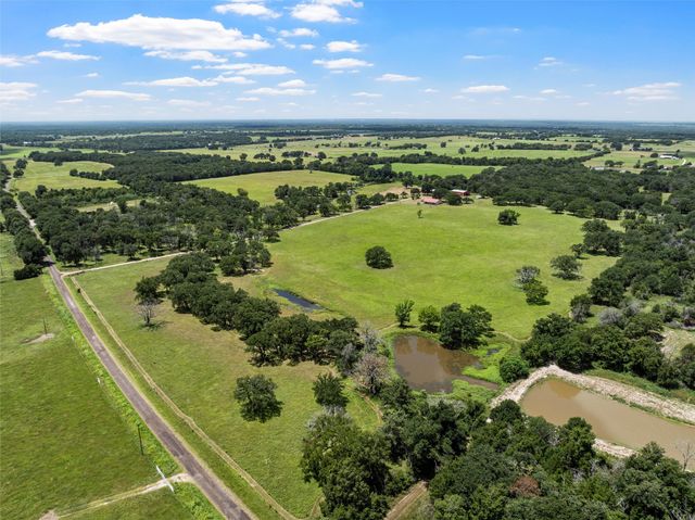 556 Lcr 516, Mexia, TX 76667