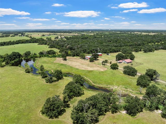 556 Lcr 516, Mexia, TX 76667