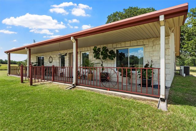 556 Lcr 516, Mexia, TX 76667