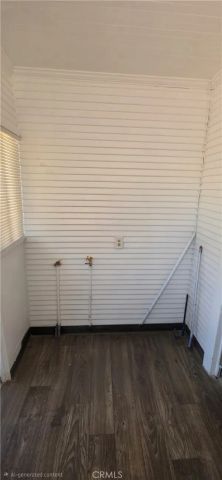 1583 E Martin Luther King Jr, Los Angeles, CA 90011