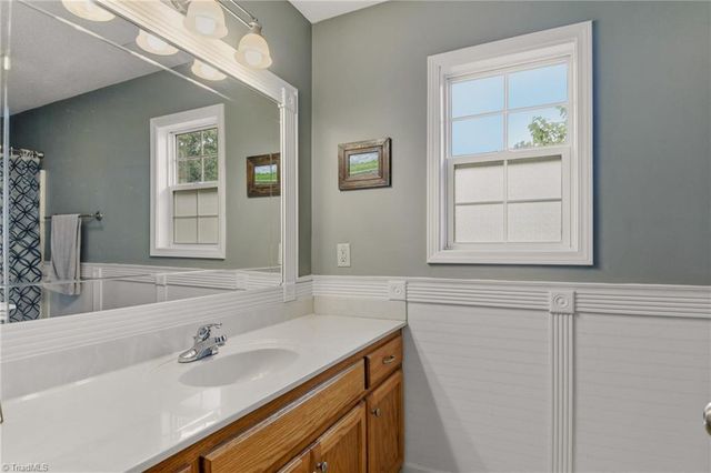 212 Santa Fe Circle, Thomasville, NC 27360