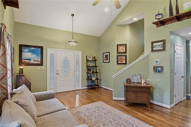 212 Santa Fe Circle, Thomasville, NC 27360