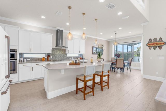 9270 ROYAL ESTATES BOULEVARD, Orlando, FL 32836