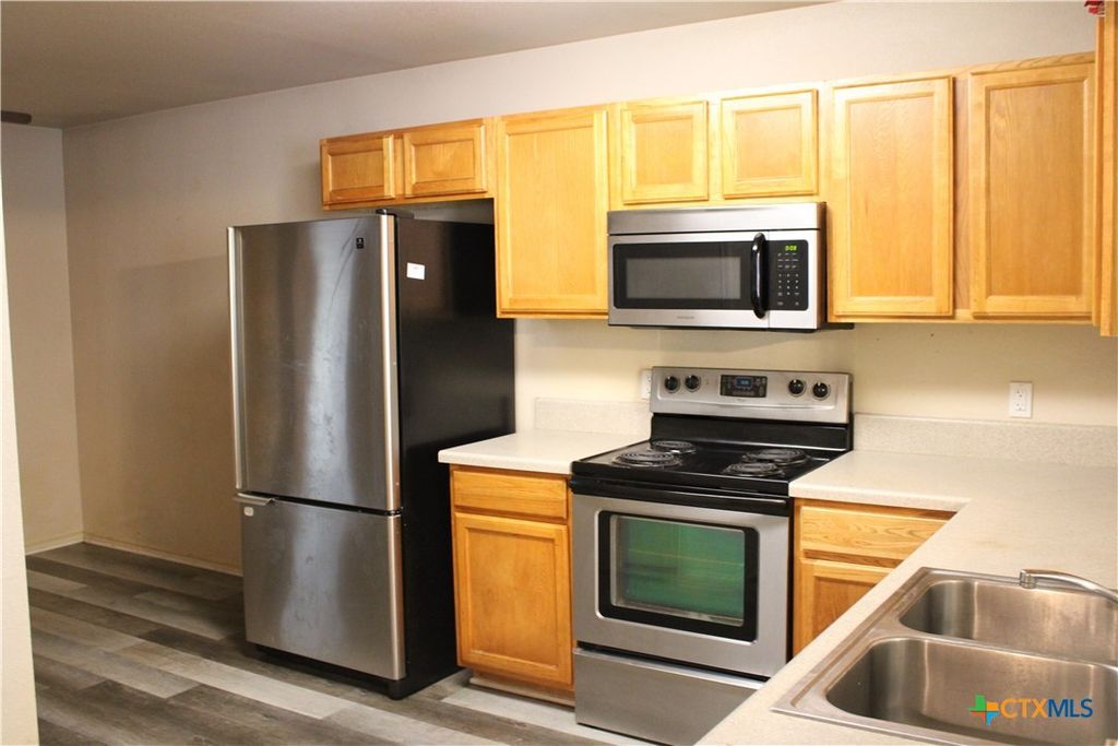 415 E 4th Avenue, Belton, TX 76513