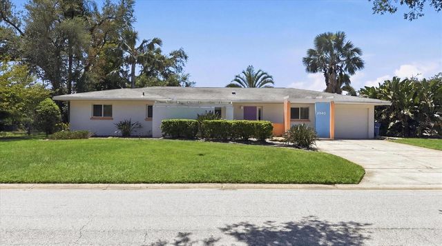 2940 BOUGAINVILLEA STREET, Sarasota, FL 34239