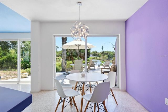 2940 BOUGAINVILLEA STREET, Sarasota, FL 34239