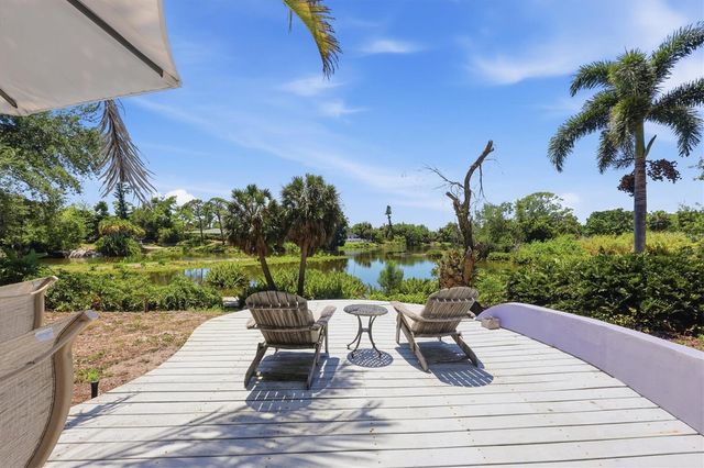 2940 BOUGAINVILLEA STREET, Sarasota, FL 34239