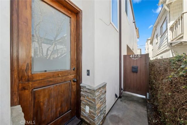417 Poinsettia Avenue, Corona Del Mar, CA 92625