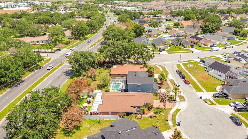 Image 48 of property listing at 14208 AVONLEA COURT, Orlando, FL 32824