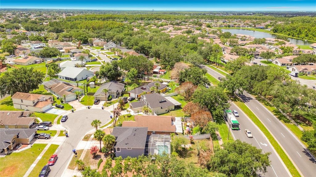 Image 52 of property listing at 14208 AVONLEA COURT, Orlando, FL 32824