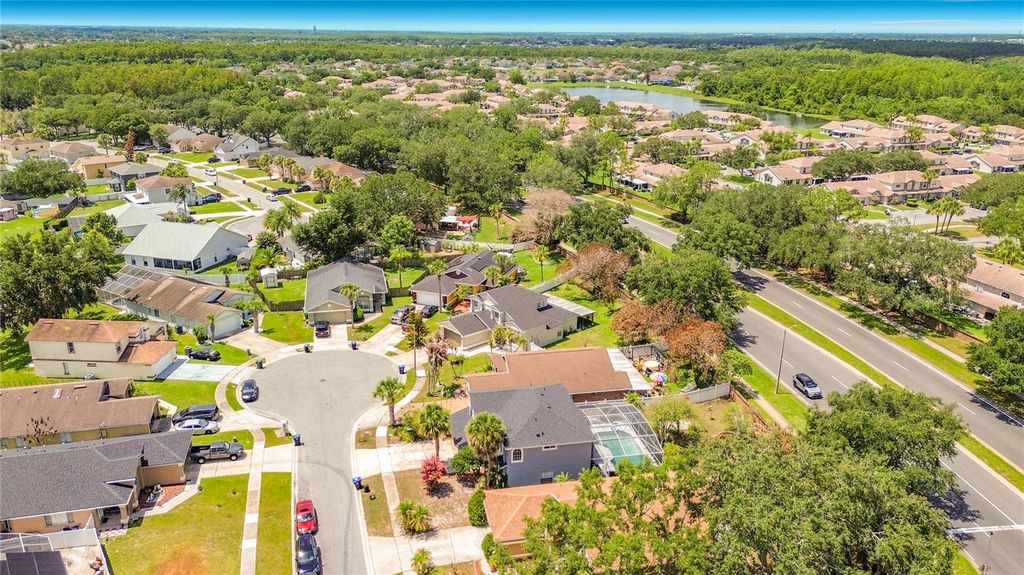 Image 53 of property listing at 14208 AVONLEA COURT, Orlando, FL 32824