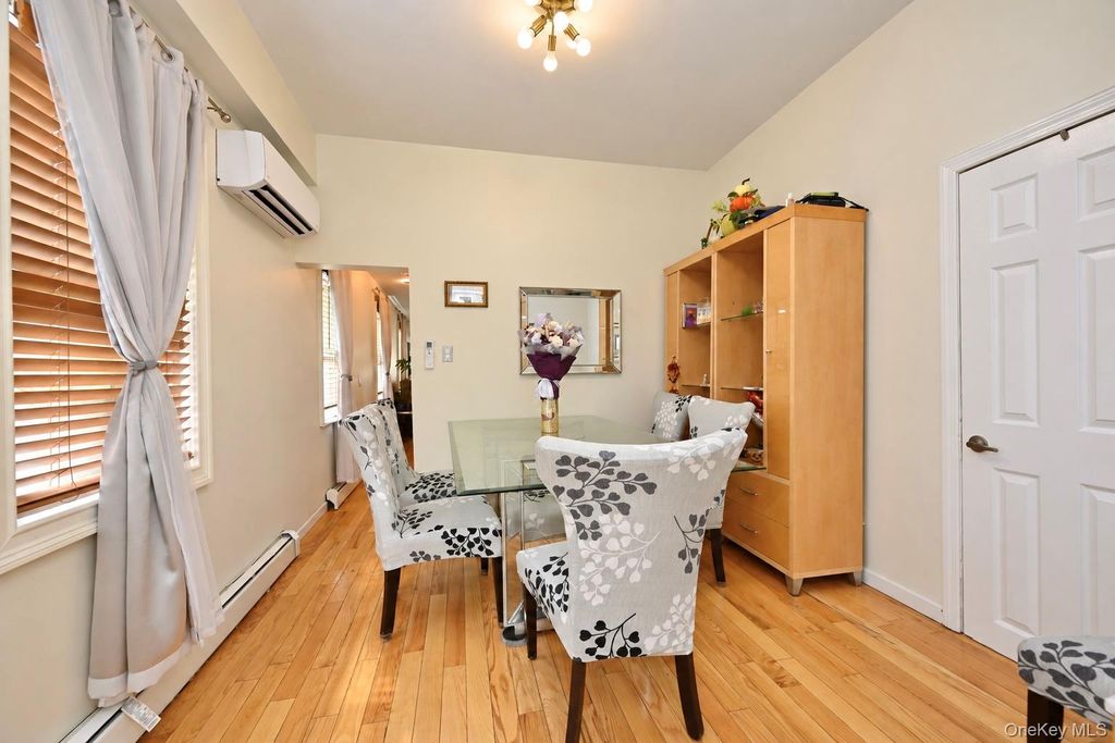 108 E 6th Road, Broad Channel, NY 11693 — photo 4
