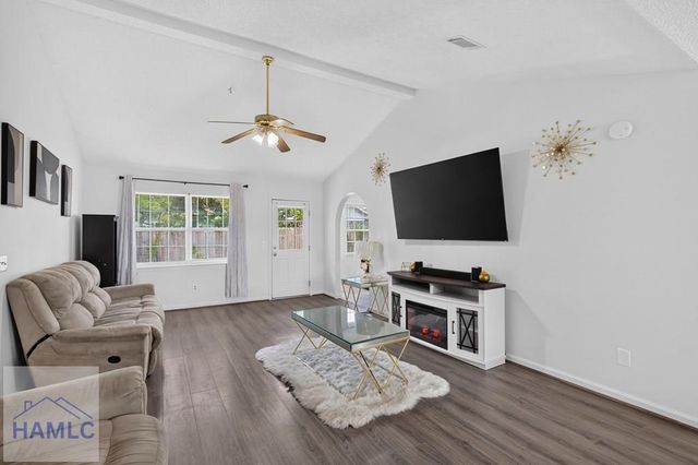 2201 Driftwood Lane, Hinesville, GA 31313