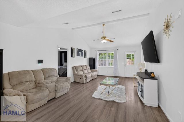 2201 Driftwood Lane, Hinesville, GA 31313