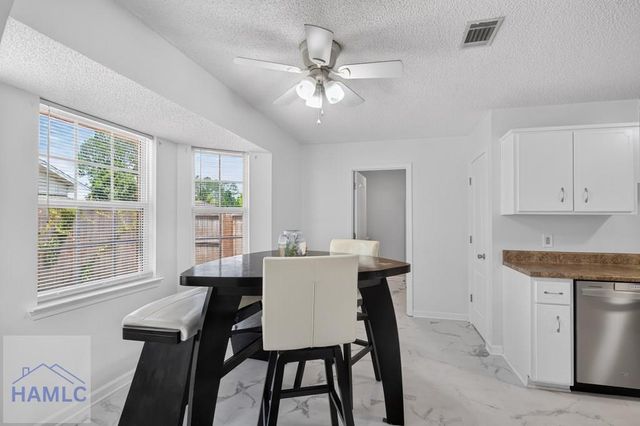 2201 Driftwood Lane, Hinesville, GA 31313