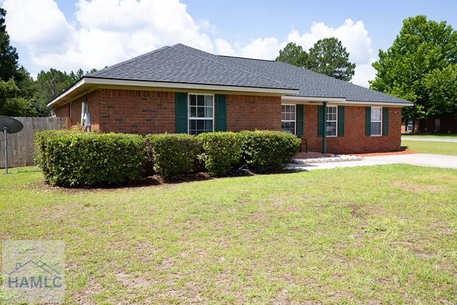 2201 Driftwood Lane, Hinesville, GA 31313