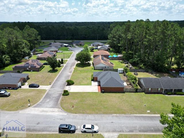 2201 Driftwood Lane, Hinesville, GA 31313