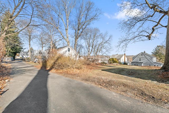 76 Palmer Street, Stamford, CT 06907