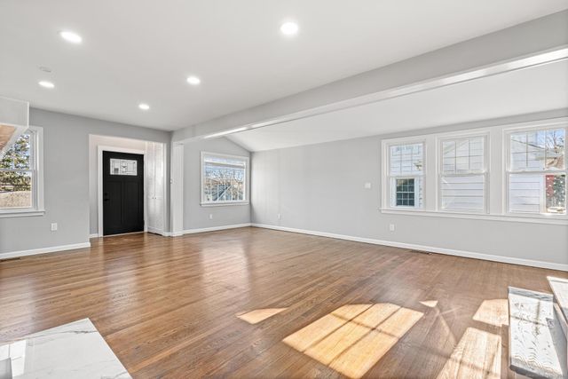 76 Palmer Street, Stamford, CT 06907