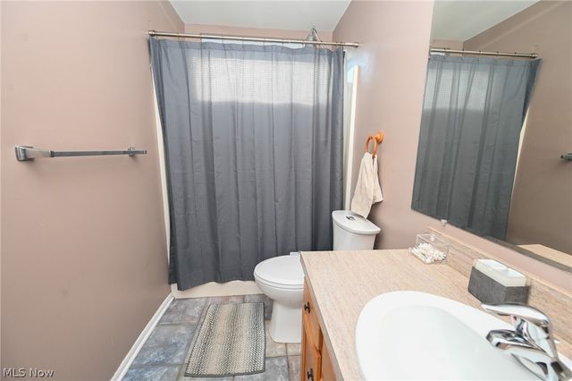 17725 Puritas Avenue, Cleveland, OH 44135