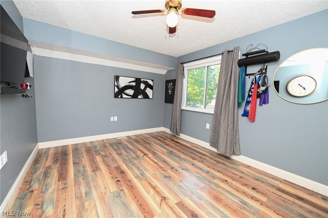 17725 Puritas Avenue, Cleveland, OH 44135
