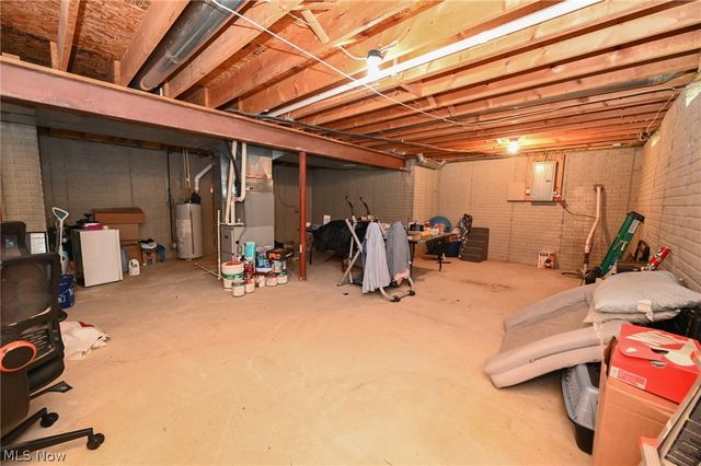 17725 Puritas Avenue, Cleveland, OH 44135
