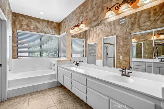 1260 Via Barcelona, Redlands, CA 92374