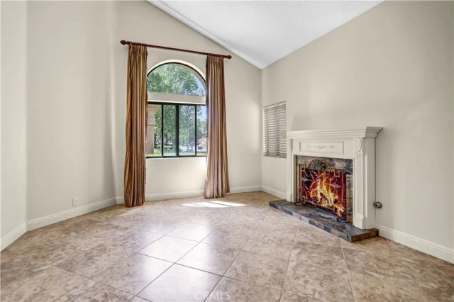 1260 Via Barcelona, Redlands, CA 92374