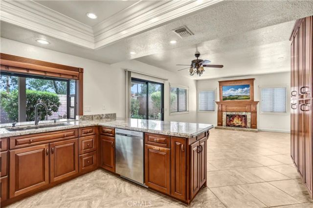 1260 Via Barcelona, Redlands, CA 92374