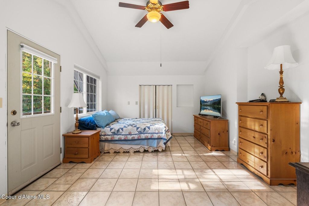 6684 Upper Pack River Rd, Sandpoint, ID 83864 photo 19