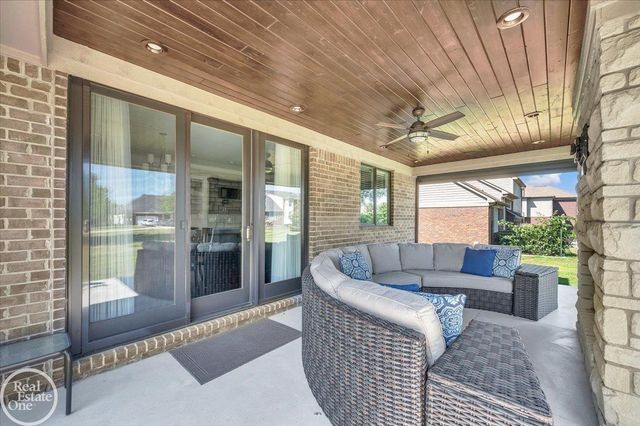 3941 Corkwood Drive 4, Sterling Heights, MI 48314
