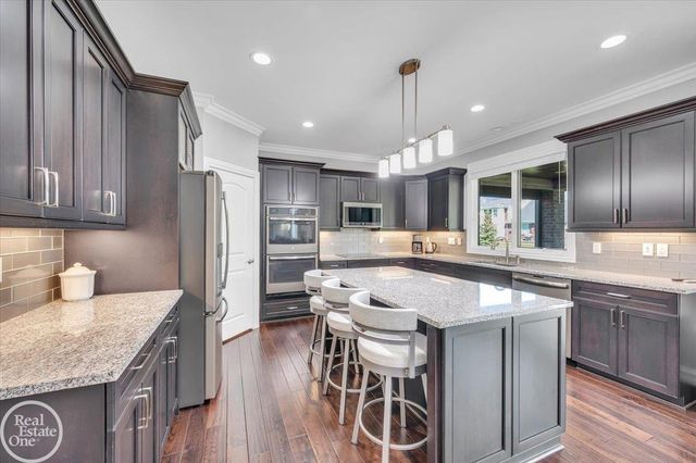 3941 Corkwood Drive 4, Sterling Heights, MI 48314