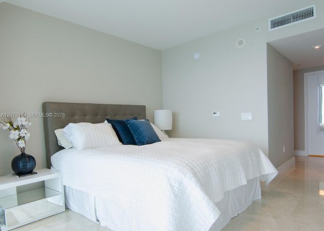 17001 Collins Avenue 3804, Sunny Isles Beach, FL 33160