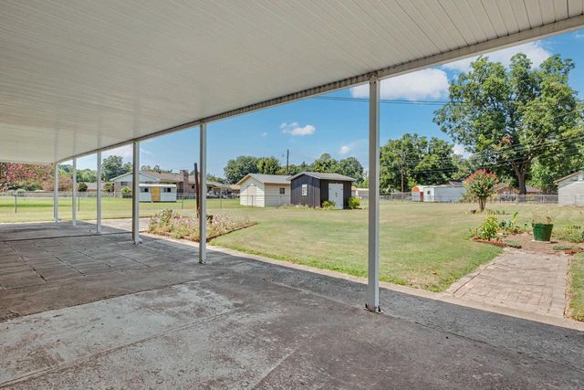 26 Colby Drive, Little Rock, AR 72206