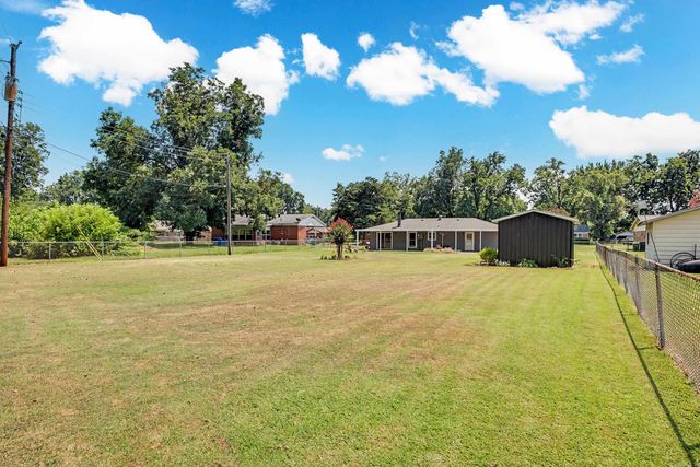 26 Colby Drive, Little Rock, AR 72206