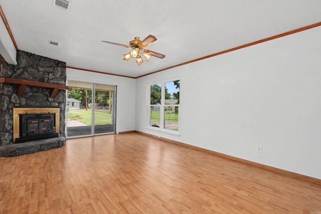 26 Colby Drive, Little Rock, AR 72206