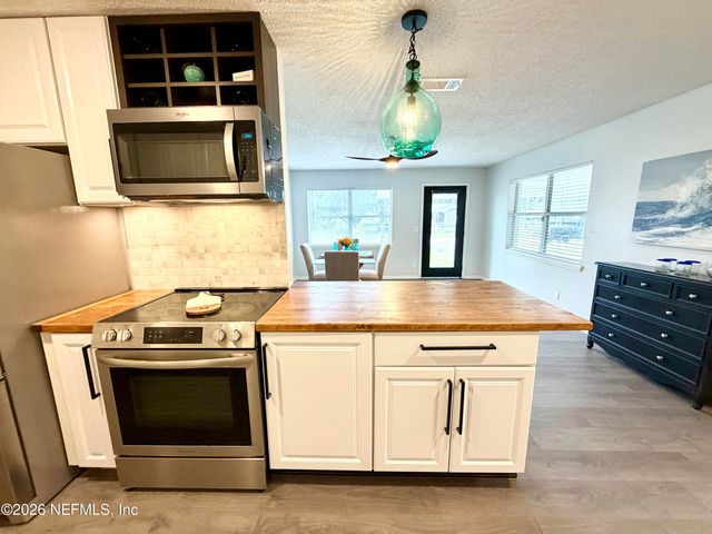 2447 SEAWAY Street, Jacksonville, FL 32233