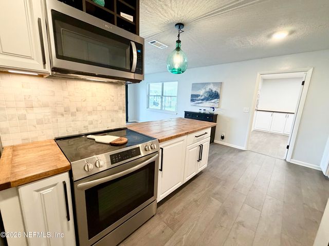 2447 SEAWAY Street, Jacksonville, FL 32233
