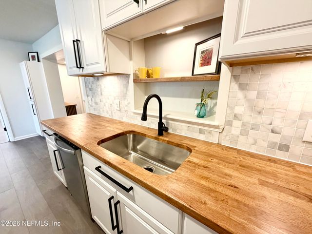 2447 SEAWAY Street, Jacksonville, FL 32233