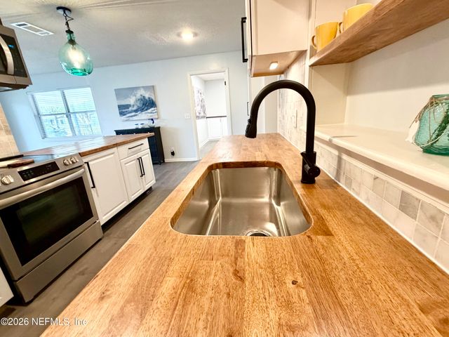 2447 SEAWAY Street, Jacksonville, FL 32233