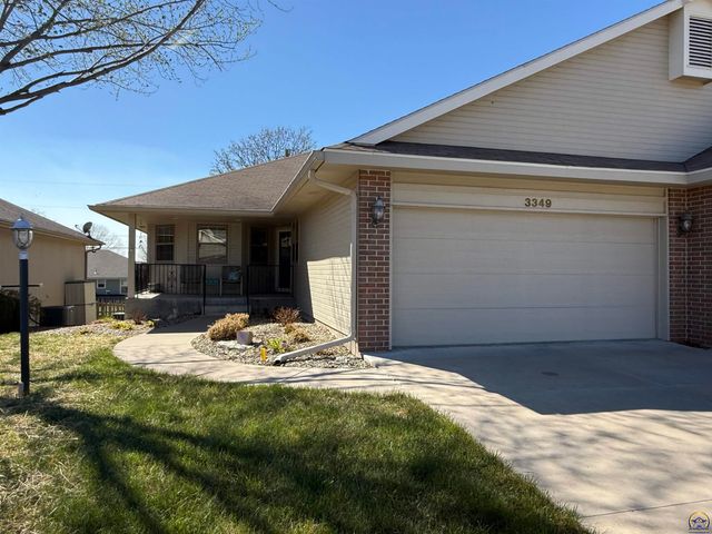 3349 SW McClure CT, Topeka, KS 66614