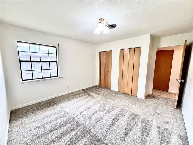 138 E Janin Circ, Portland, TX 78374