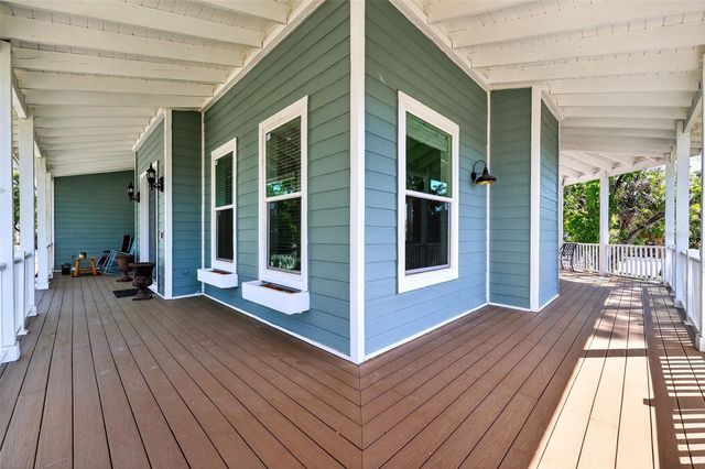 4433 SWEETWATER DRIVE, Tampa, FL 33615