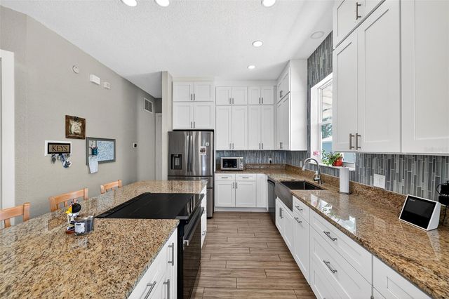 4433 SWEETWATER DRIVE, Tampa, FL 33615